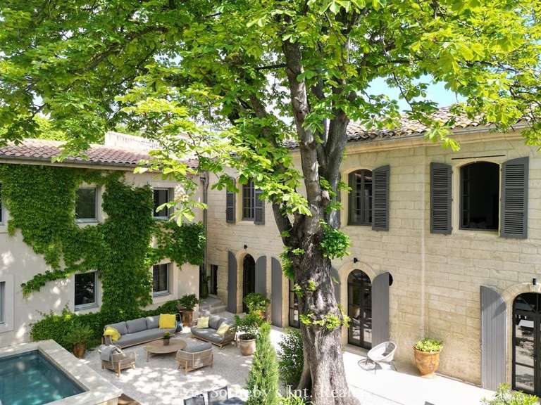 House Uzès - 7 bedrooms - 300m²