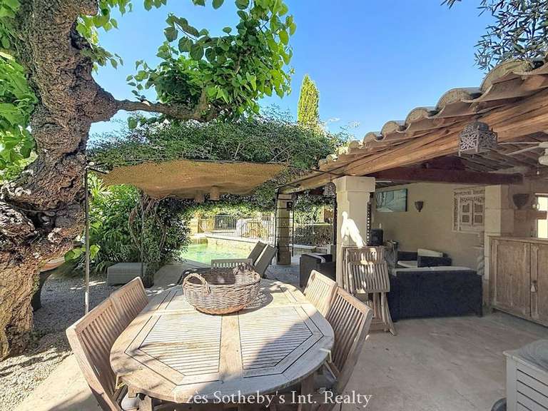 Maison Uzès - 4 chambres - 200m²