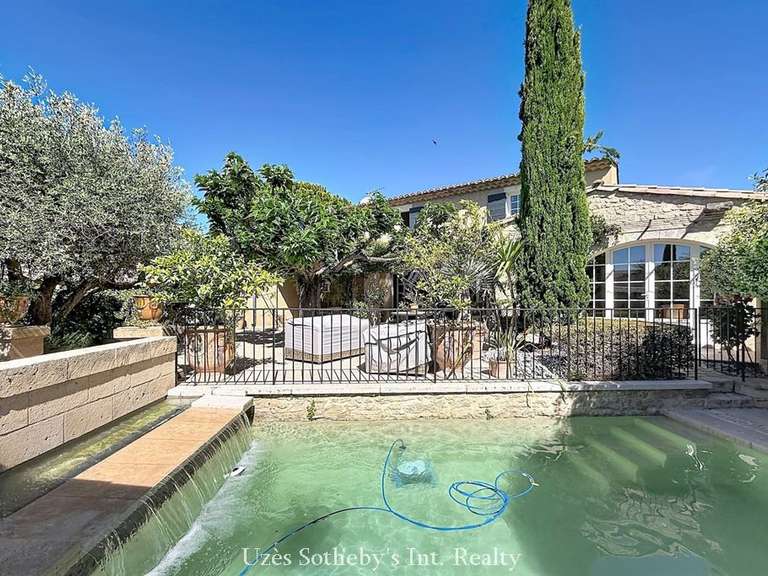 Maison Uzès - 4 chambres - 200m²