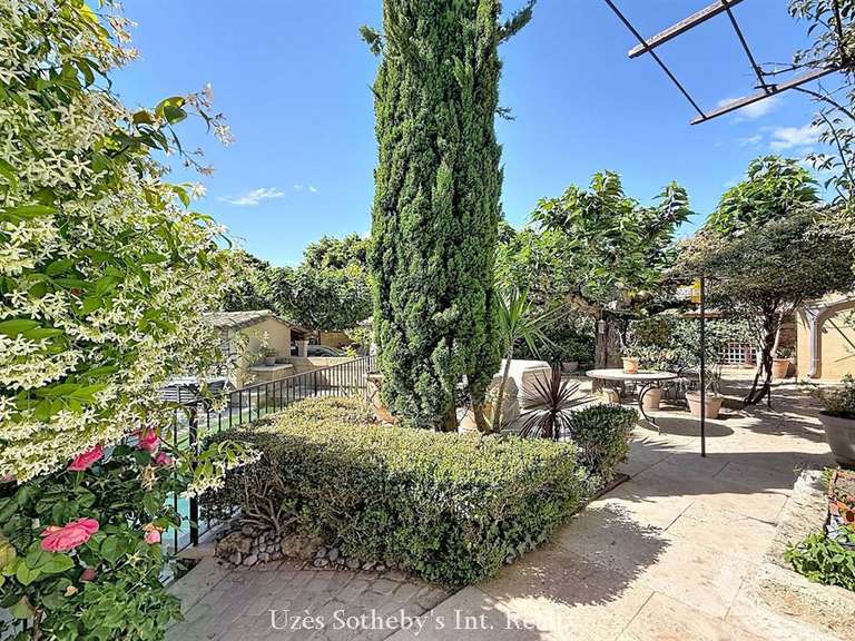 Maison Uzès - 4 chambres - 200m²