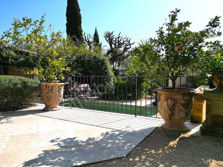 Maison Uzès - 4 chambres - 200m²