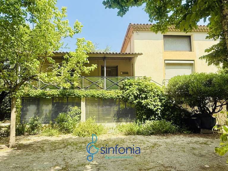 House Uzès - 6 bedrooms - 246m²