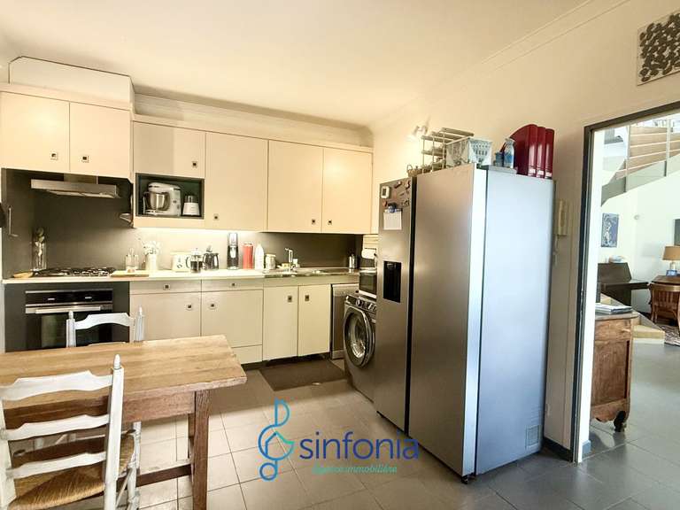 House Uzès - 6 bedrooms - 246m²