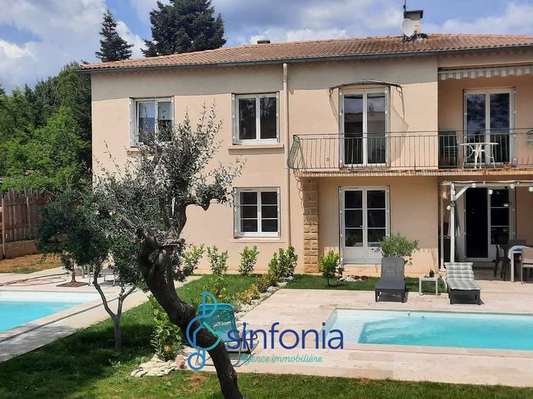 Maison Uzès - 7 chambres - 230m²