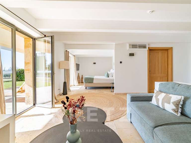 House Uzès - 16 bedrooms - 1650m²