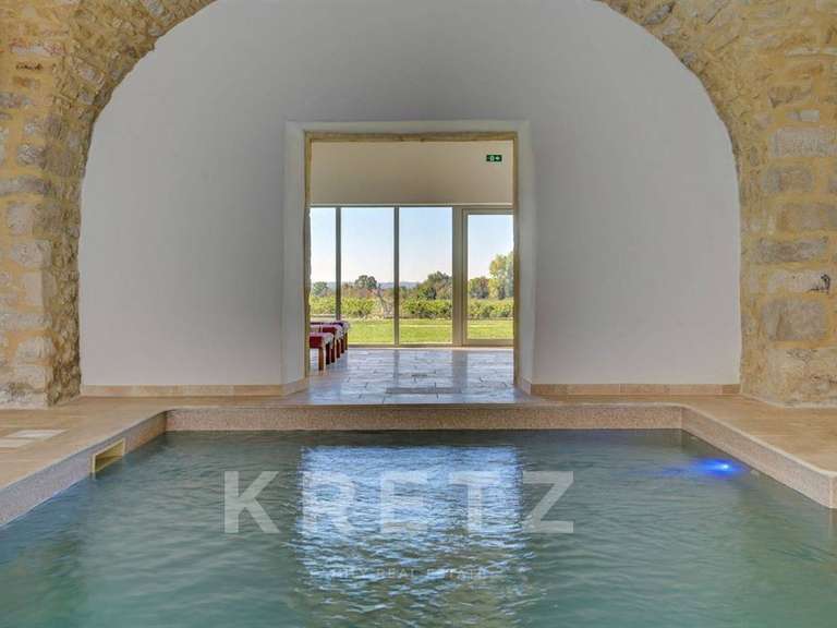 House Uzès - 16 bedrooms - 1650m²