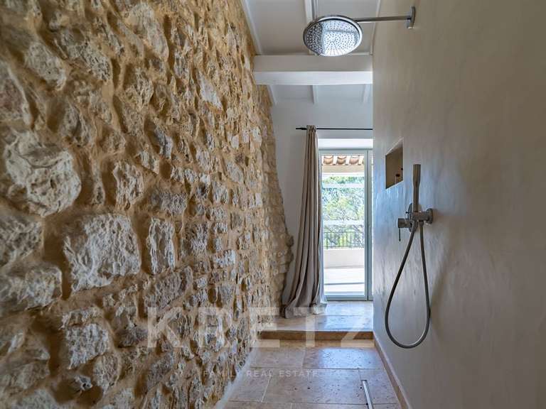 House Uzès - 16 bedrooms - 1650m²
