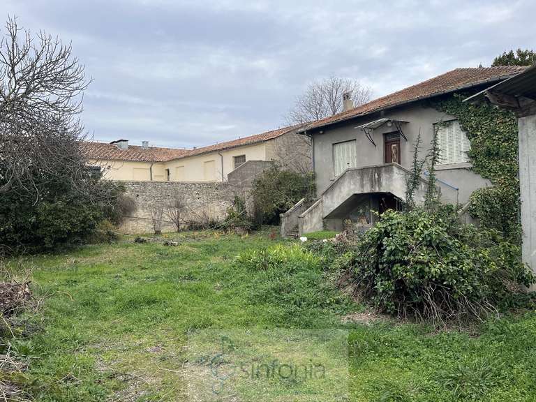 Maison Uzès - 3 chambres - 232m²