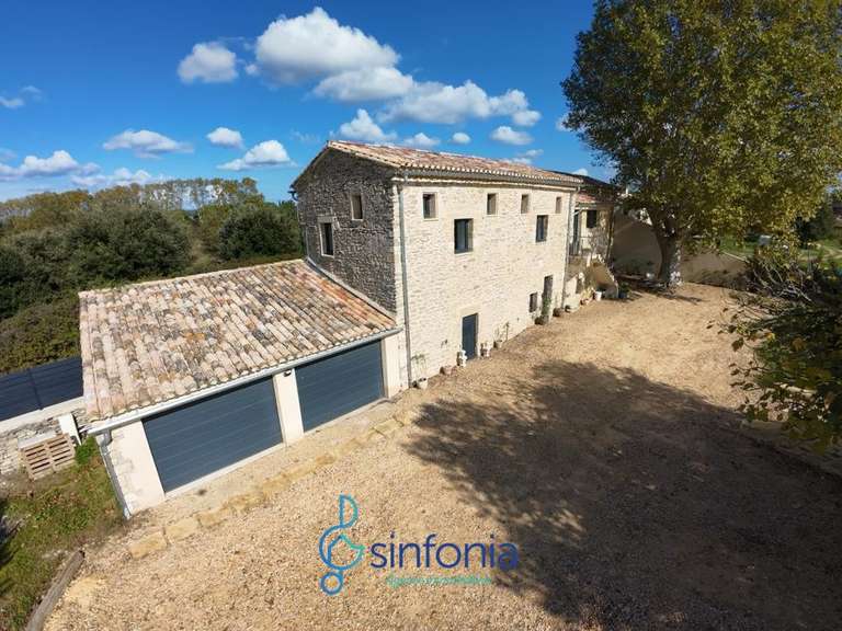 Maison Uzès - 5 chambres - 197m²