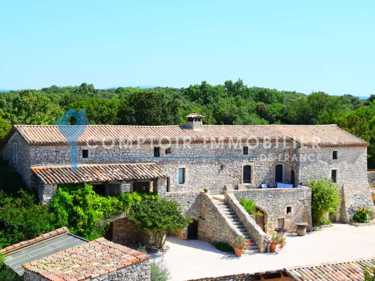 Maison Uzès - 6 chambres - 380m²
