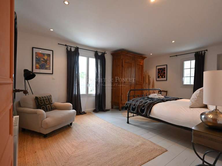 House Uzès - 22 bedrooms - 1100m²