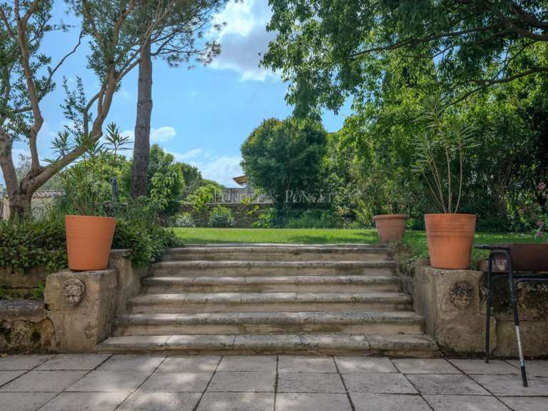 Maison Uzès - 7 chambres - 388m²