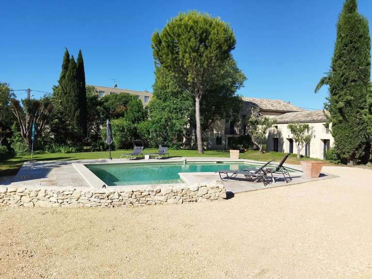 Maison Uzès - 7 chambres - 388m²