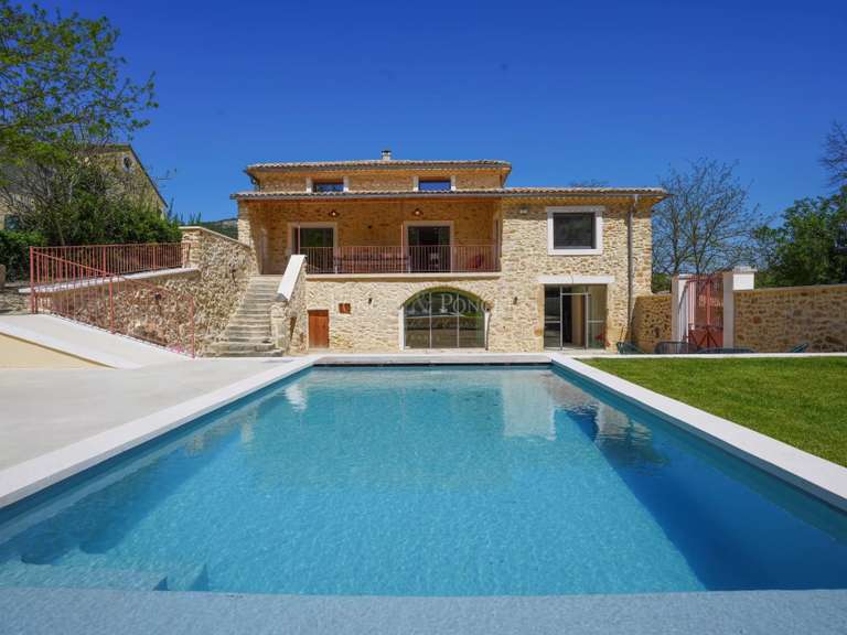 Maison Uzès - 6 chambres - 258m²