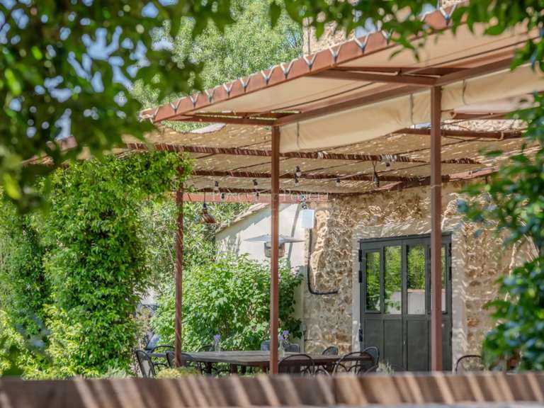 Maison Uzès - 3 chambres - 266m²