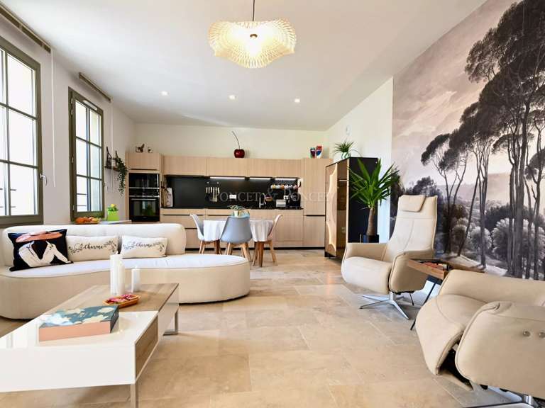 Maison Uzès - 2 chambres - 94m²