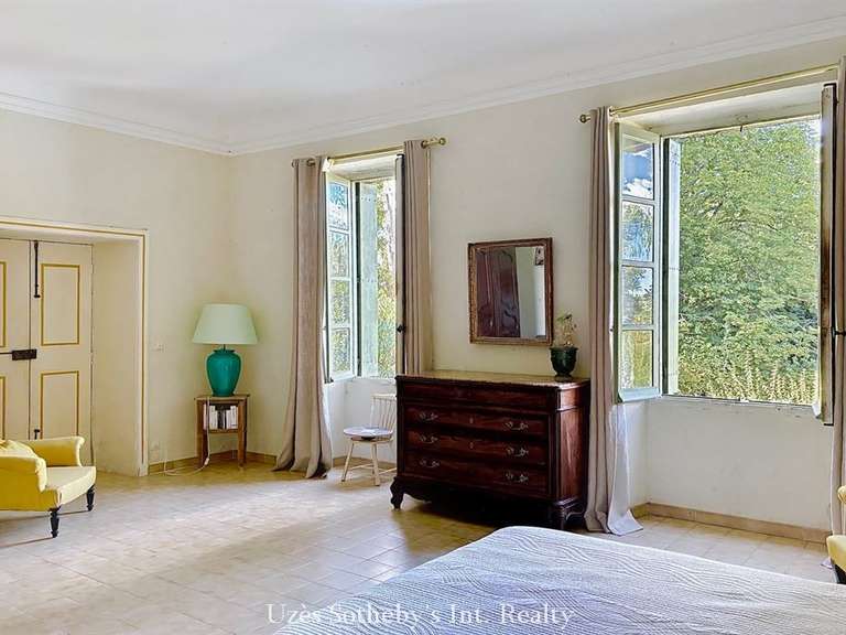Maison Uzès - 8 chambres - 300m²