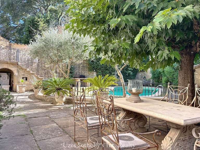Maison Uzès - 7 chambres - 330m²