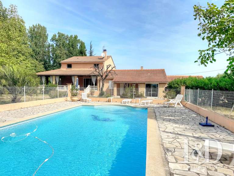 House Uzès - 6 bedrooms - 239m²
