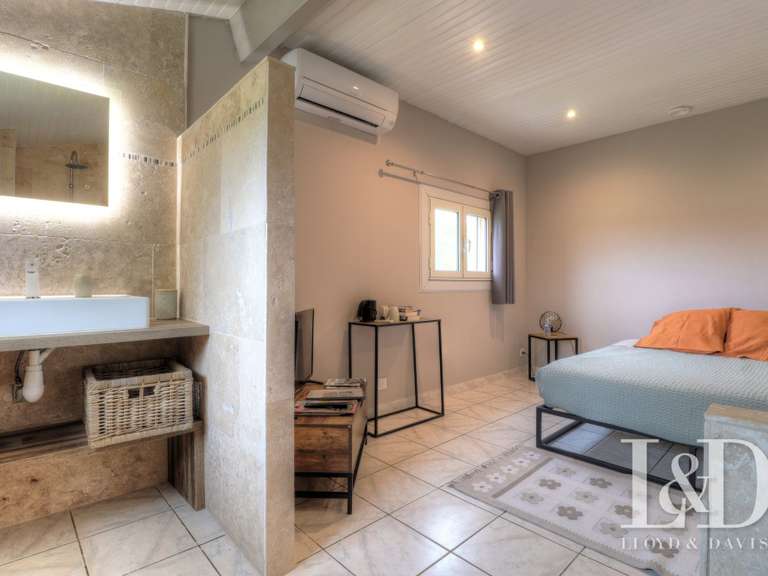 House Uzès - 6 bedrooms - 239m²