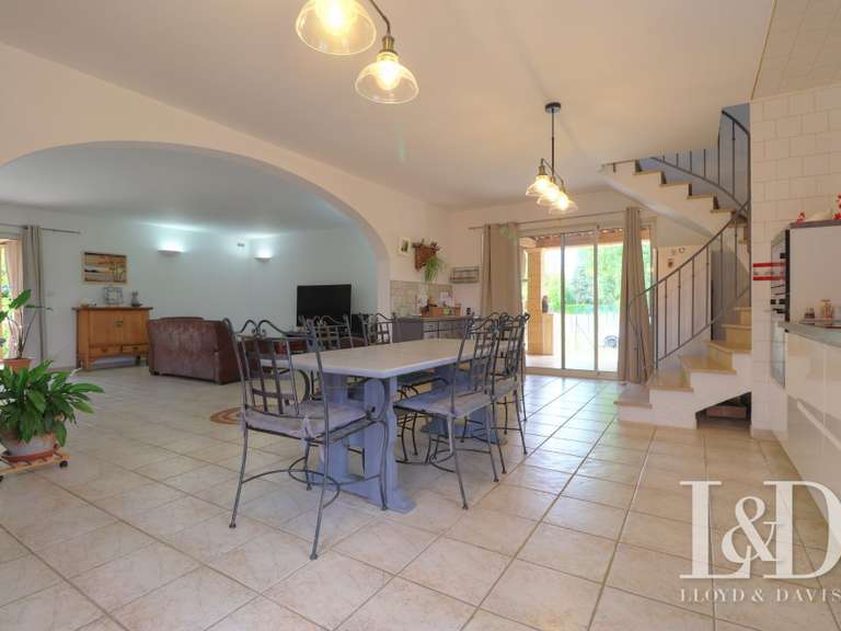 House Uzès - 6 bedrooms - 239m²