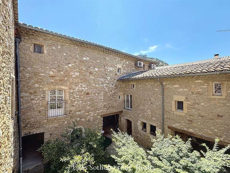 House Uzès - 5 bedrooms - 295m²