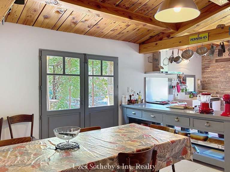 House Uzès - 5 bedrooms - 295m²