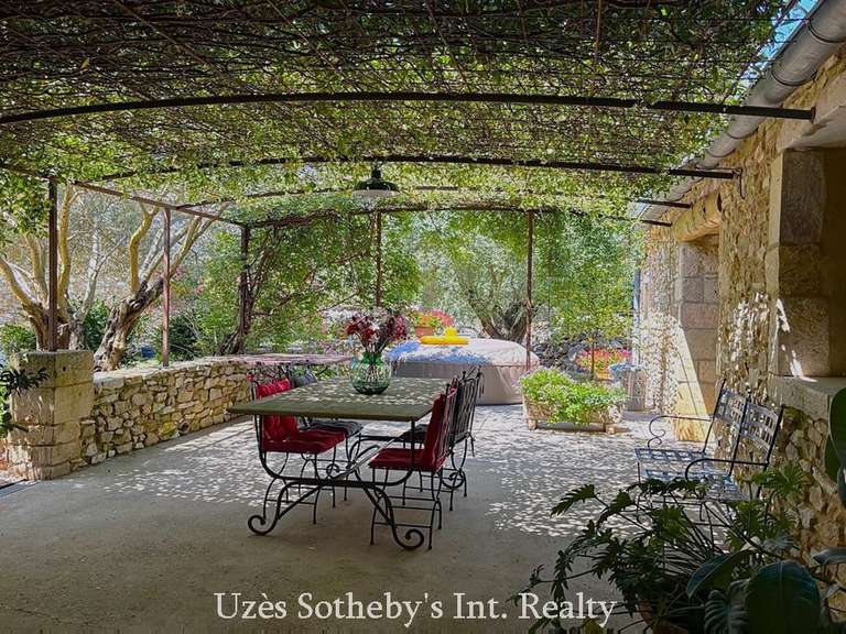 Maison Uzès - 5 chambres - 295m²