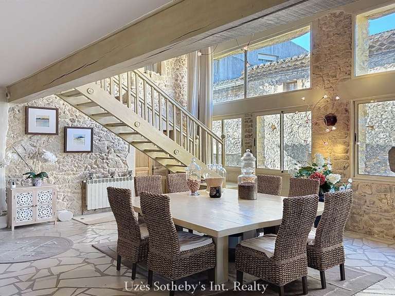 House Uzès - 4 bedrooms - 239m²