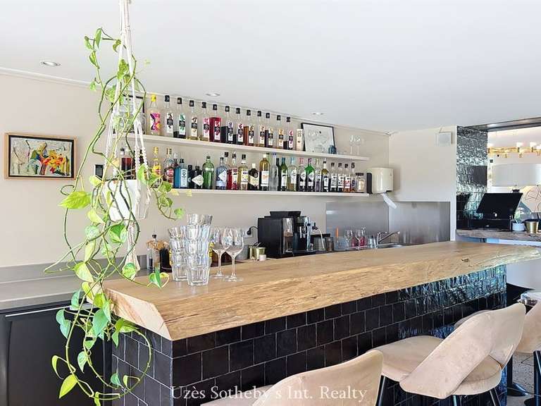 House Uzès - 3 bedrooms - 390m²