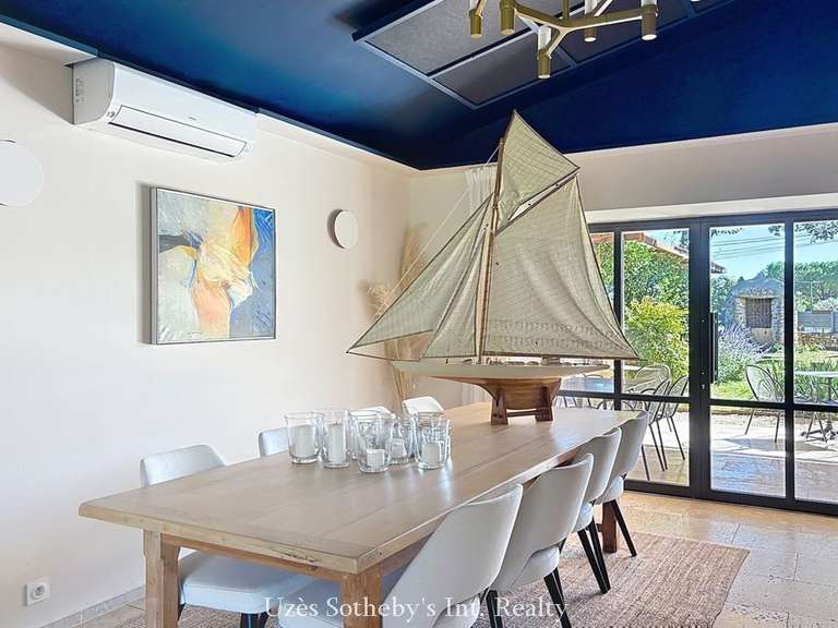 House Uzès - 3 bedrooms - 390m²