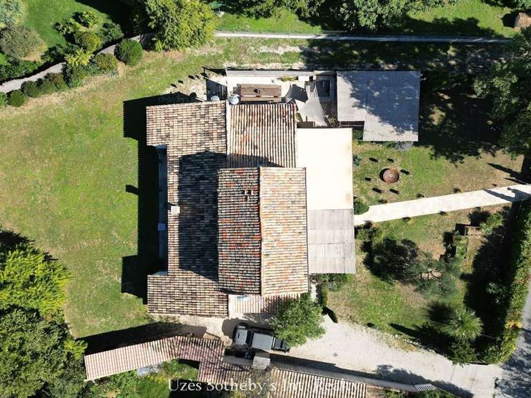 House Uzès - 3 bedrooms - 390m²