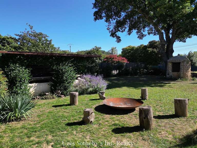 House Uzès - 3 bedrooms - 390m²