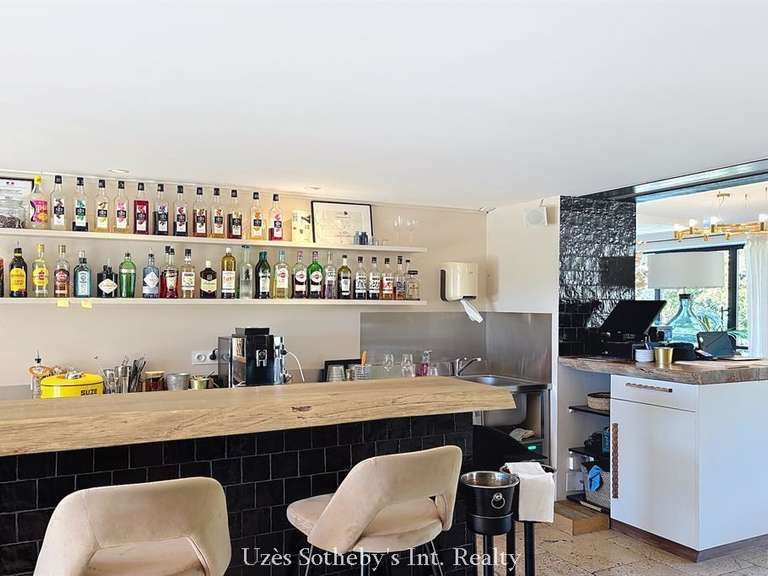 House Uzès - 3 bedrooms - 390m²