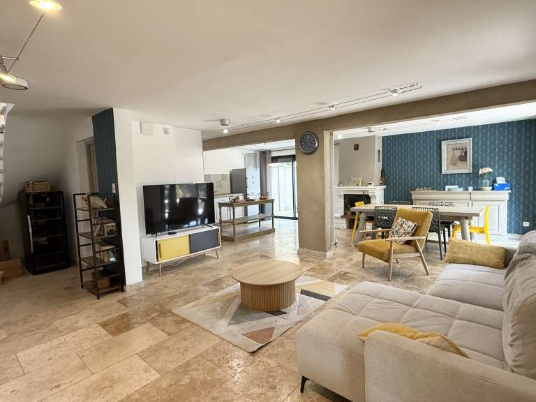 House Uzès - 4 bedrooms - 155m²