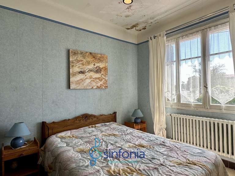 House Uzès - 6 bedrooms - 240m²