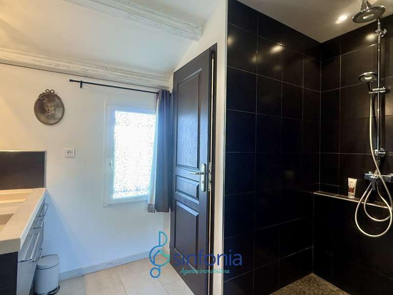 House Uzès - 3 bedrooms - 99m²