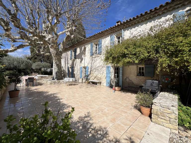 House Uzès - 8 bedrooms - 394m²