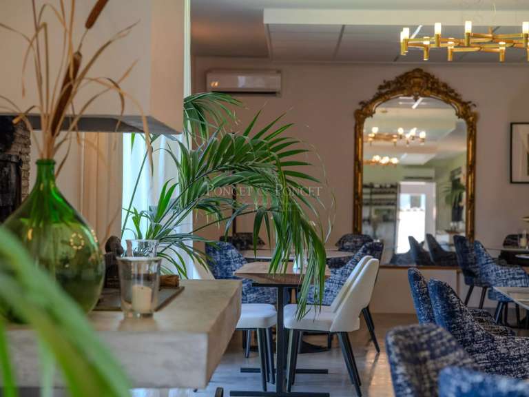 House Uzès - 3 bedrooms - 266m²