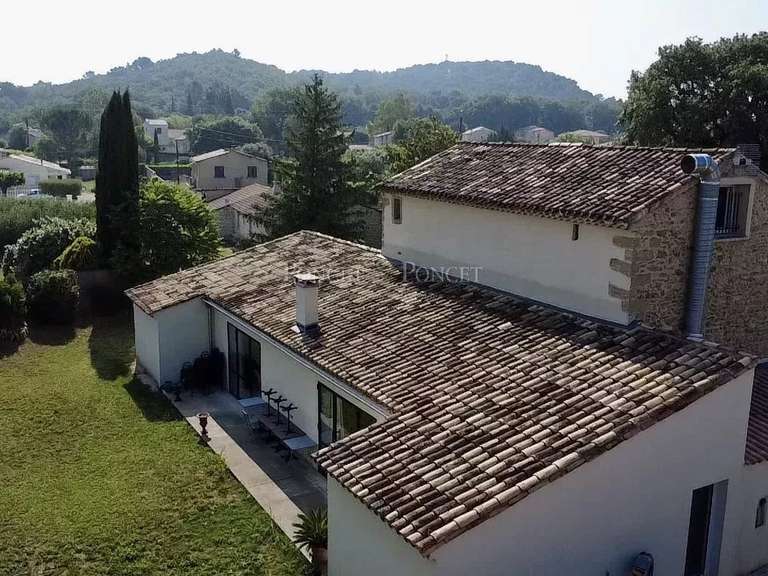 House Uzès - 3 bedrooms - 266m²
