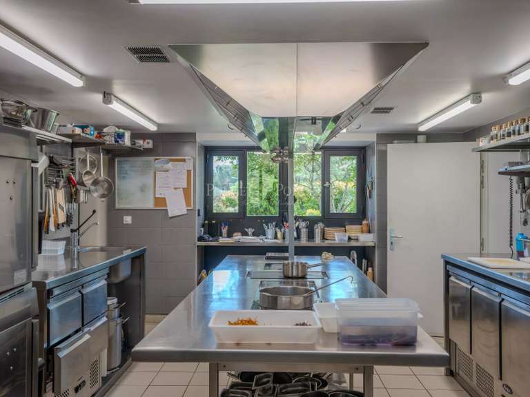 House Uzès - 3 bedrooms - 266m²