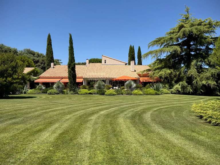 Maison Uzès - 5 chambres - 490m²