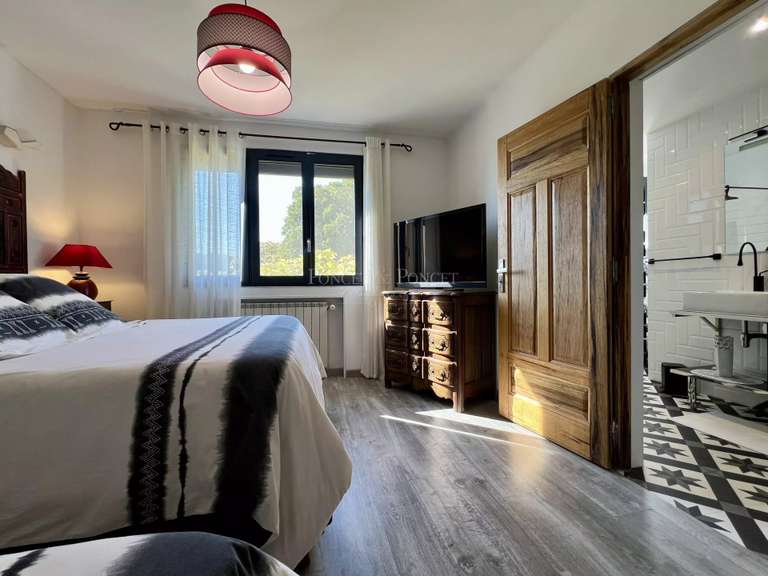 Maison Uzès - 6 chambres - 300m²