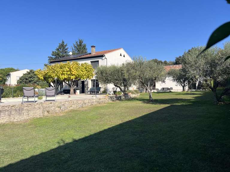 Maison Uzès - 6 chambres - 300m²