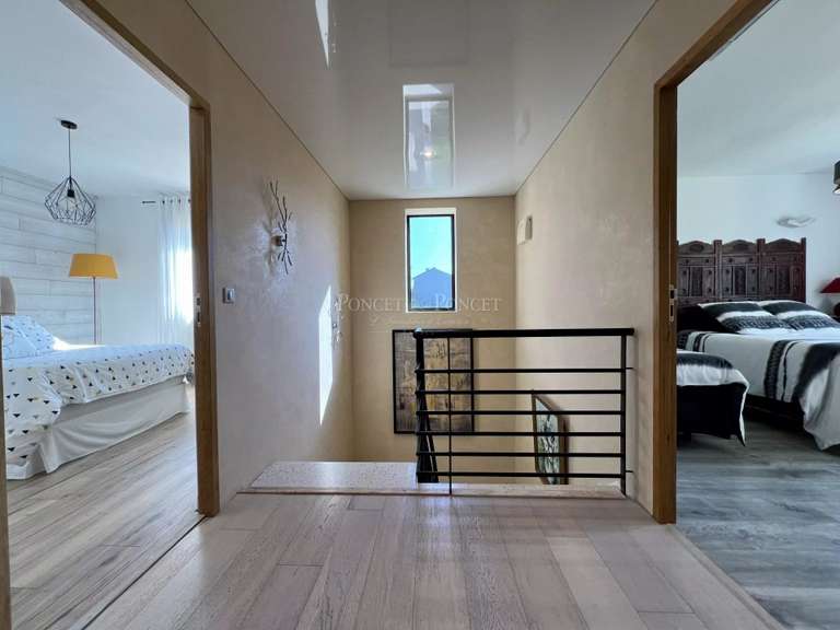 Maison Uzès - 6 chambres - 300m²