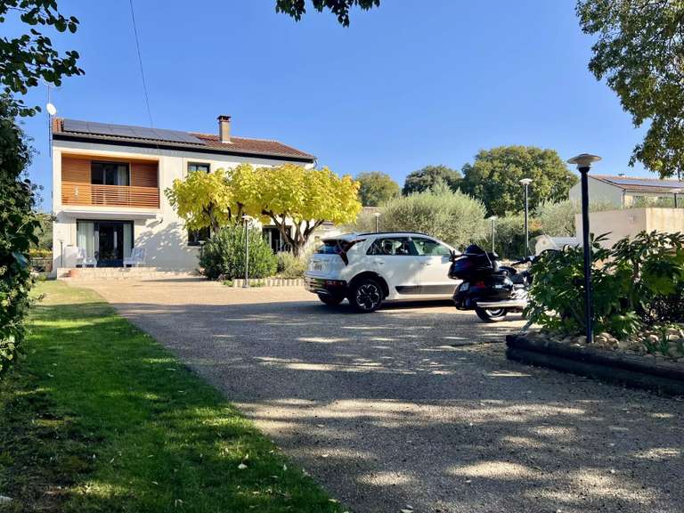 Maison Uzès - 6 chambres - 300m²