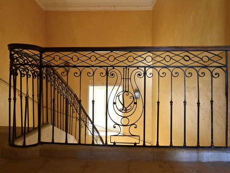 Maison Uzès - 7 chambres - 360m²