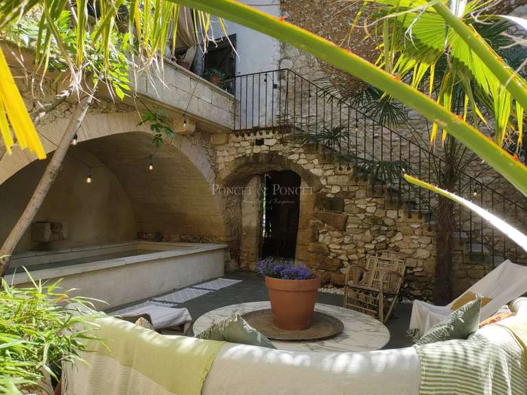 Maison Uzès - 6 chambres - 626m²