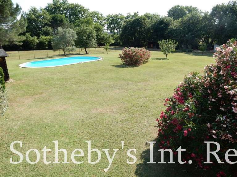 House Uzès - 8 bedrooms - 189m²