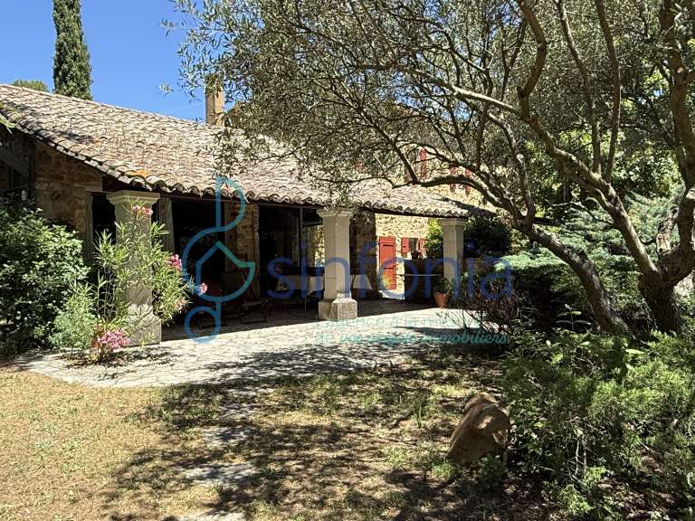 Maison Uzès - 4 chambres - 215m²